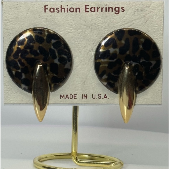 Bold Vintage Geometric Round Tortoiseshell Earrings – Made in U.S.A. - Picture 5 of 7